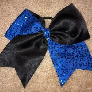 Cheer Bow